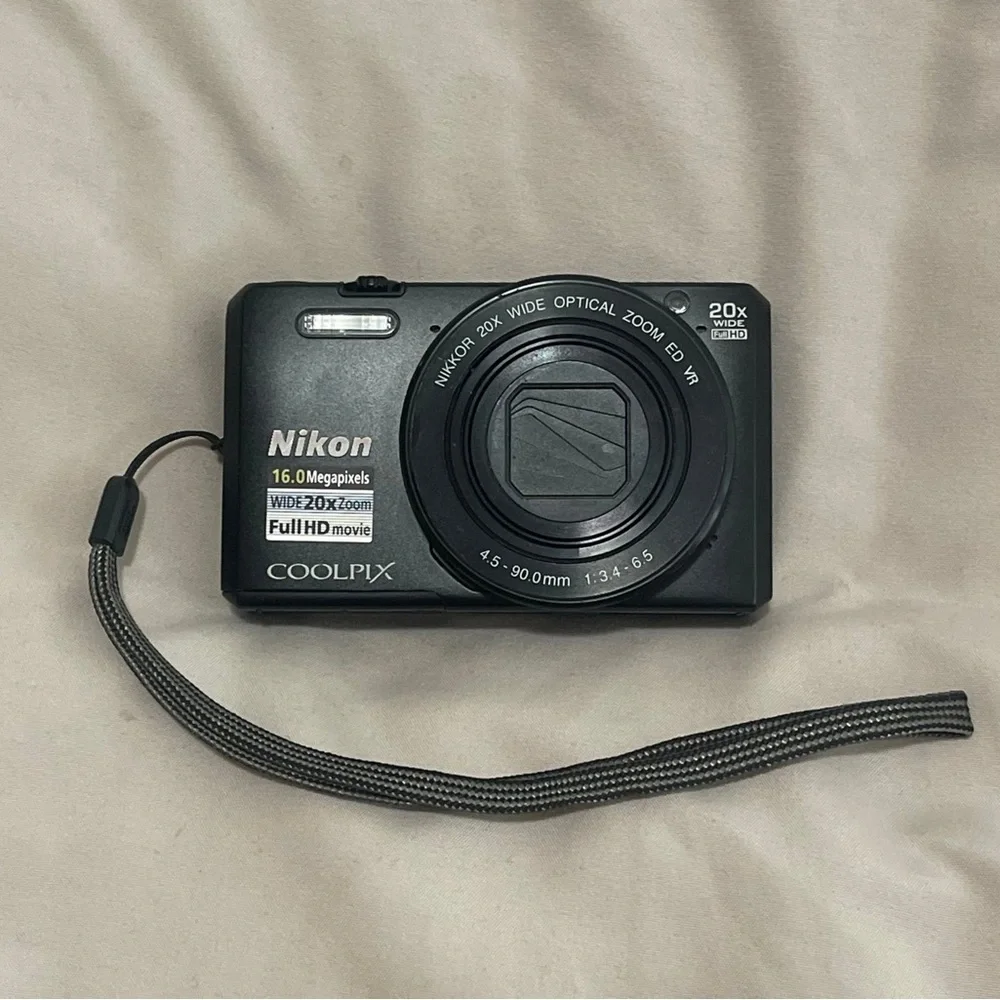 Nikon COOLPIX Black Digital Camera with Strap